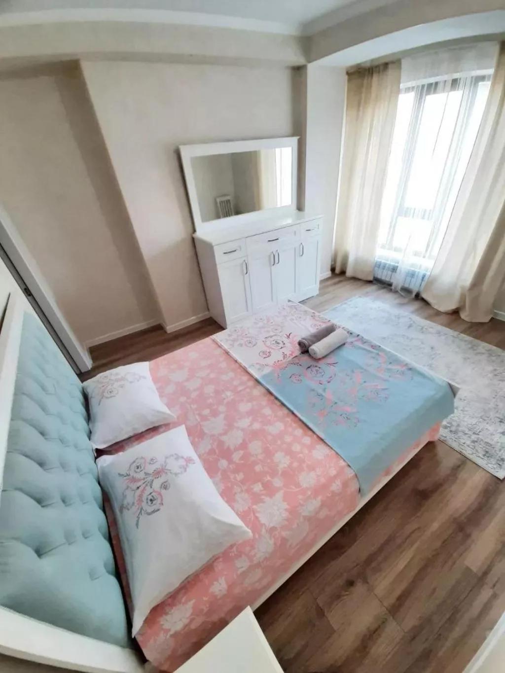 דירות בישקק Ecohouse מראה חיצוני תמונה